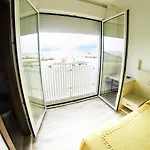 Souvenir *